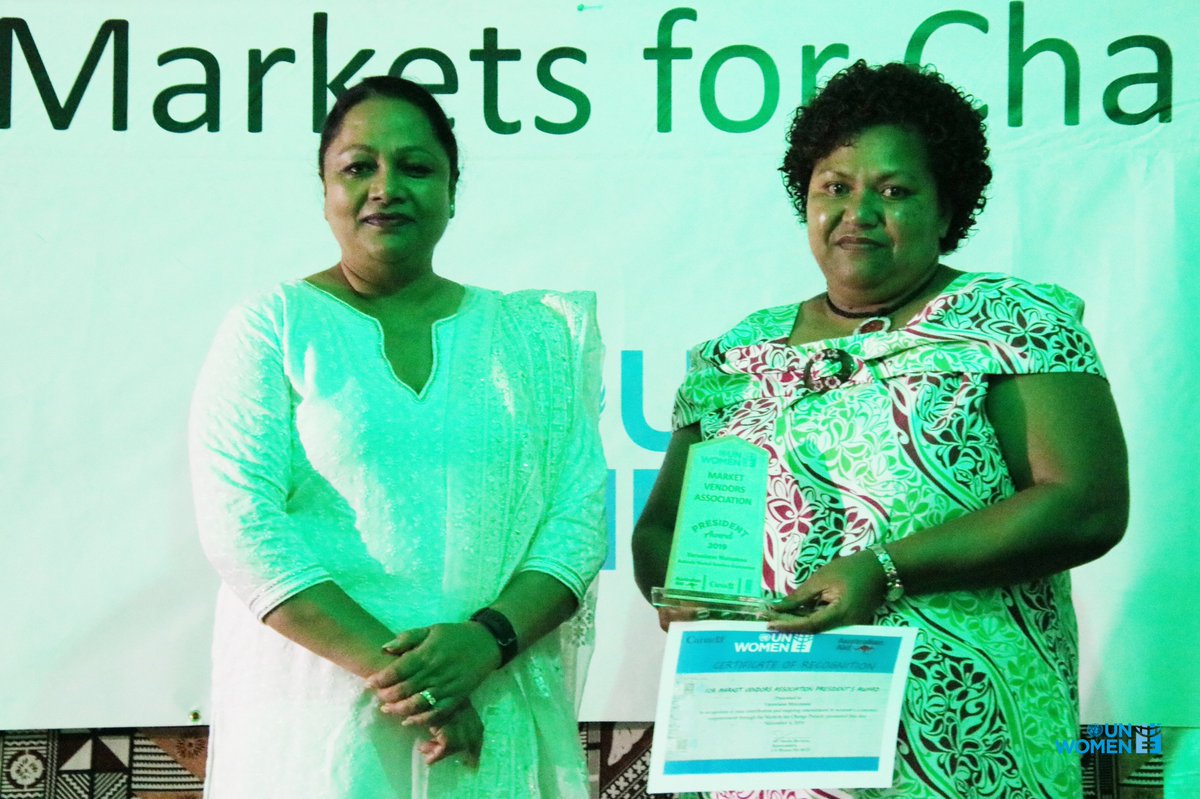 unwomenpacific's tweet photo. An evening of celebration tonight recognising #marketvendors #commitment to the promotion of #women's #economicempowerment through the #MarketsForChange Project #partnerships which is enabled by support from @dfat &amp; @CanadaDev with @undp_pacific as an implementing partner. 1/3 https://t.co/k13FrlT8Q3