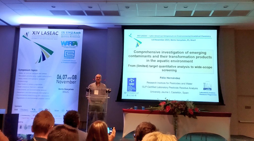 jbquint's tweet photo. Opening conference at #LASEAC by Félix Hernández from @IupaUji https://t.co/033HpJm9X1