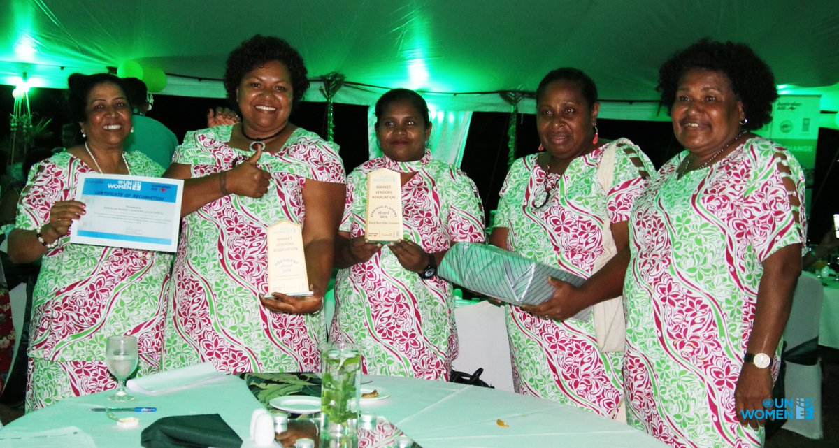 unwomenpacific's tweet photo. “For us at UN Women, everyone involved in this project are winners. #Strong &amp; #sustainable #marketvendor associations support all vendors to improve their #livelihoods and strong associations are #critical for improved working conditions in the market." - @bernklau_sandra 2/3 https://t.co/QFqqZGUQjK