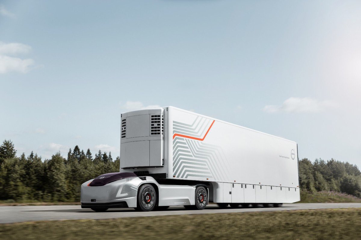 TouchTheTrucks's tweet photo. The future of trucks? Meet Vera, an autonomous electric truck made by @VolvoTrucks! https://t.co/CNALIN4Ayx