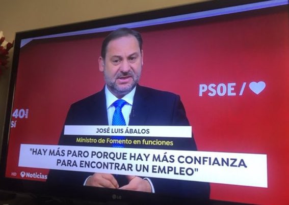 biejetita's tweet photo. @J_Zaragoza_ Solo con @Santi_ABASCAL ganan todos los #Españoles, sin #Soroslogia ni #ChiringuitosCorruptos, manipulando las #Polles y el #GeneroTonto.
Yo no defiendo a #VOX, sino que es @vox_es que defiende mis derechos, queriendo gestionar el SUDOR de todos los #Españoles #PorEspañaDeLEY. https://t.co/RqUTurUg10