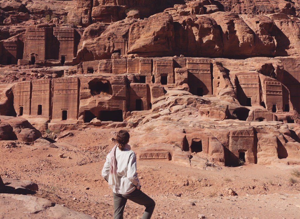 TravelWiserCo's tweet photo. The perfect itinerary for a 1 week Jordan road trip! https://t.co/lwLouCgaqt https://t.co/0fHkmGR536