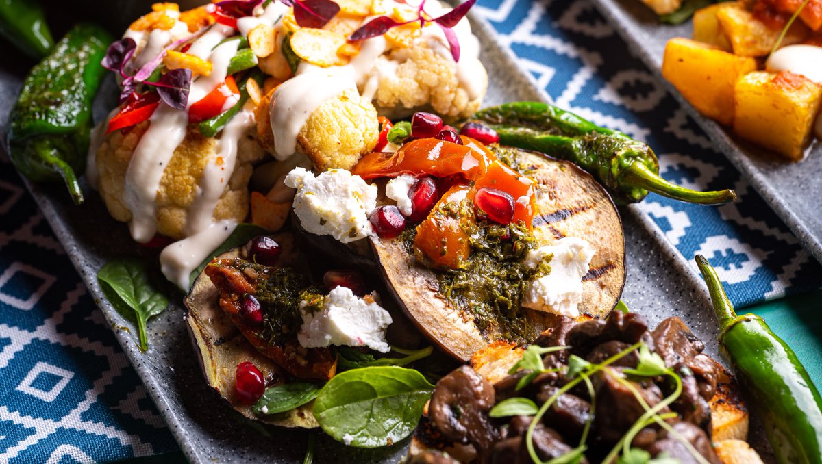 Enjoy a laid-back meal &amp; explore traditional Spanish flavours with our Tabla platters laden with specially selected tapas. Perfect for a spot of lunch 👌 
latasca.com/bookatable/