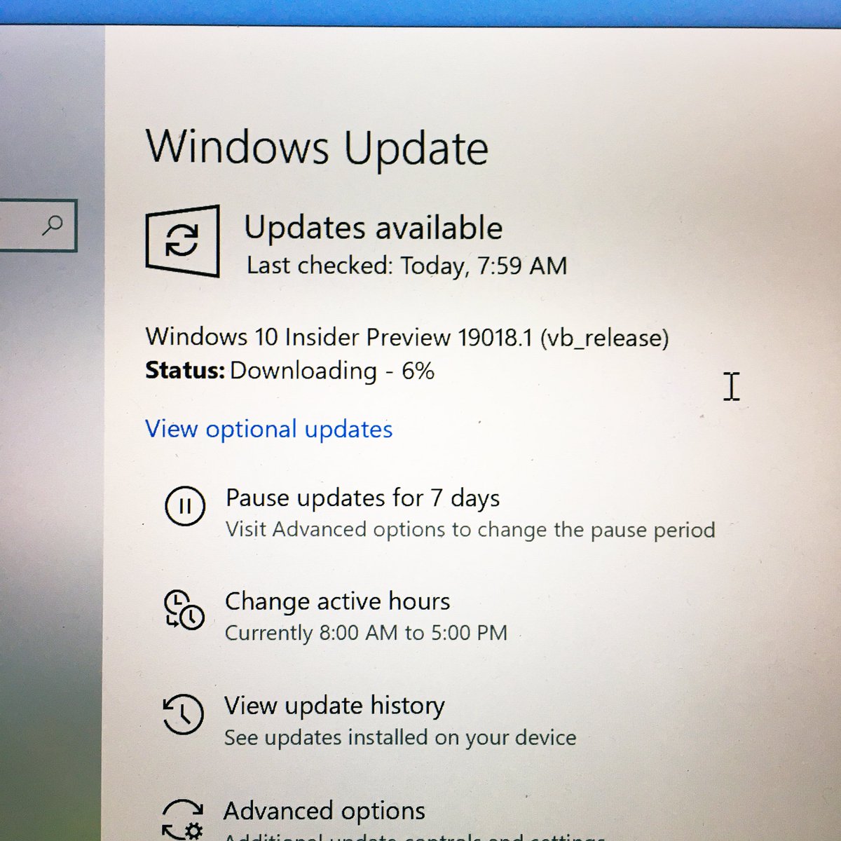 Darrell_VA's tweet photo. Good morning Windows 10 Preview 19018.1 (vb_release). Cโmon down ... youโre the next adventure! ๐คฉ#WindowsInsiders #WSL2 #NokeCodes https://t.co/5d5HkjCwhp
