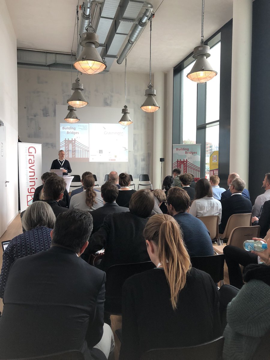 GravningE's tweet photo. Building Bridges @FintechWeekDE @finhavenHH https://t.co/MpZAci04S7