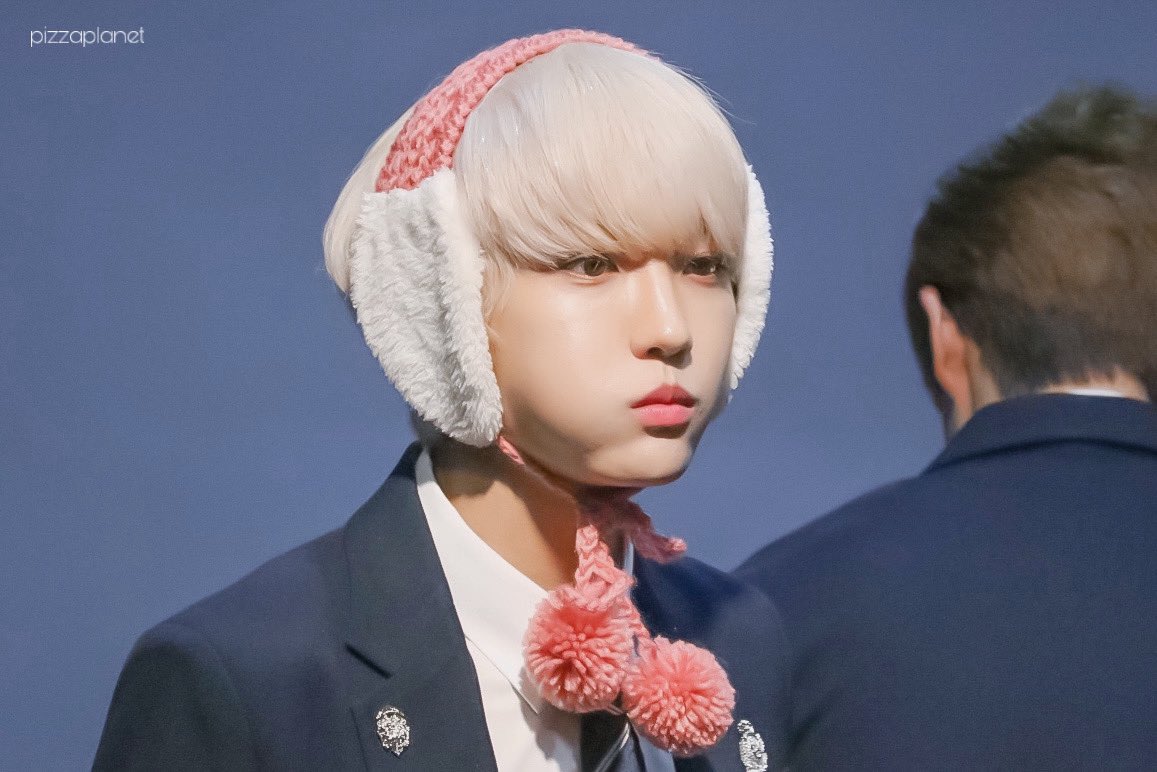 pizzaplanet24's tweet photo. #악마는_프라다를_입고_천사는_선예인
#온세상이_너의_선율로_물들기를
#HAPPYSUNYOULDAY
#UP10TION #업텐션 #SUNYOUL #선율 #ソニュル

생일 축하해용🐰💓💓💓💓

@UP10TION https://t.co/IvGjOyBPGL