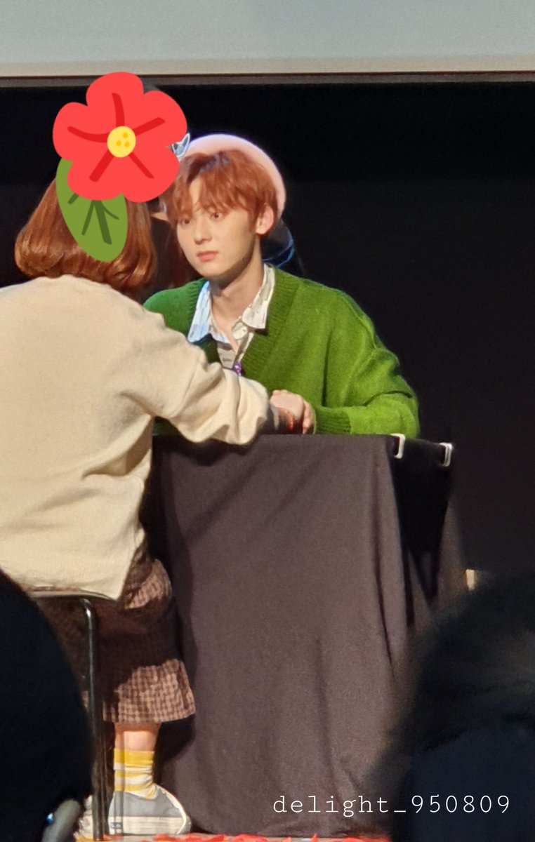 delight_950809's tweet photo. 20191102 제일라아트홀

#황민현 #민현 #minhyun https://t.co/VaBVqG9t8D