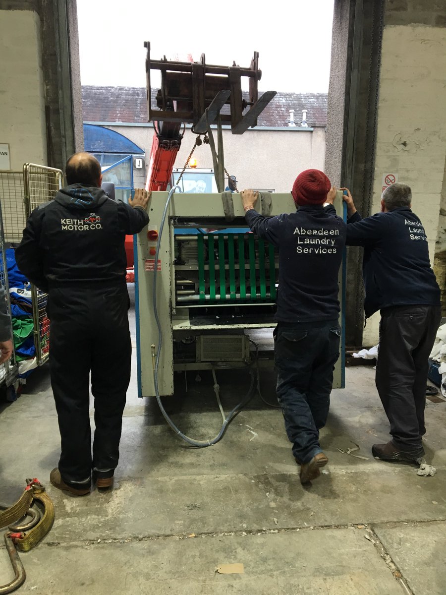 aberdeenlaundry's tweet photo. Photos from our towel folder being moved.
Thanks to the local business Keith Motor for helping us out. #localbusinessesworkingtogether https://t.co/zhBiwpSL6a