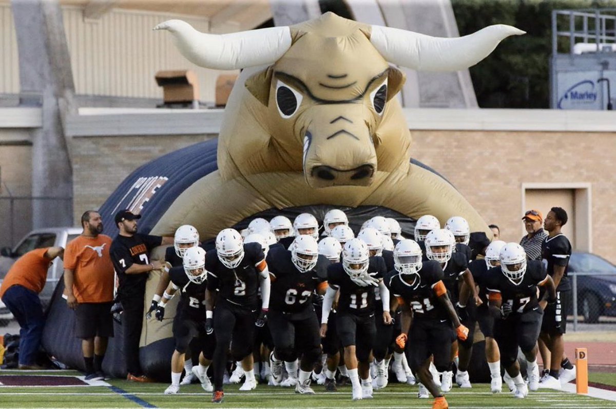 WTWLonghorns's tweet image. One more time for #55