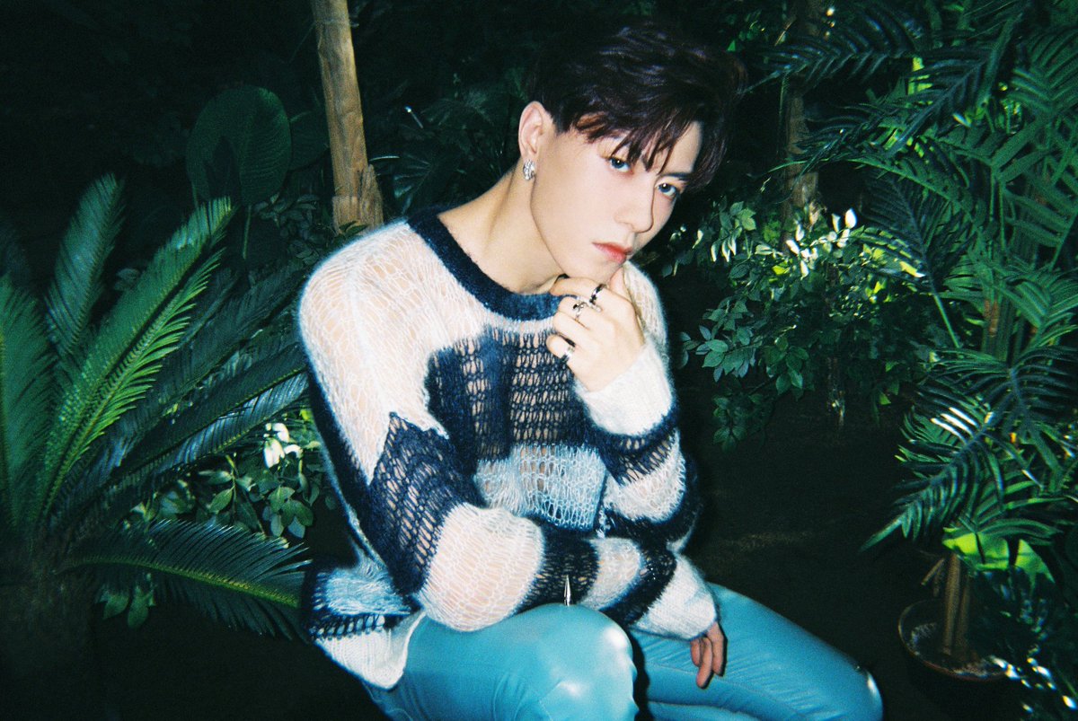 VAV_Brasil's tweet photo. 📷 #TWITTER | #VAV 06.11.19

"[VAV] Foto de #POISON (Film.ver)
Eu sou viciado em VAV.  O que devo fazer?
(Beepic) É normal.👨‍⚕️"

#VAV #Poison #FilmPhoto #filmprint #VeryAwesomeVisual https://t.co/Rg3bop5Lzz