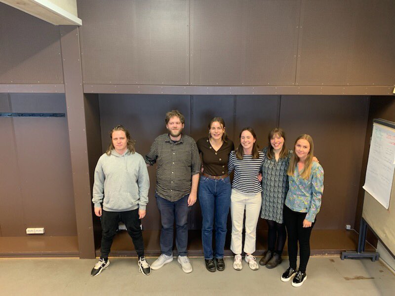 Jens_Anton's tweet image. Velkommen til Torsten, Joachim, Henriette, Mathilde, Kalinka og Laura (og Selin, i USA)! Nyt praktikanthold på @berlingske fra 1. Feb #panikdag