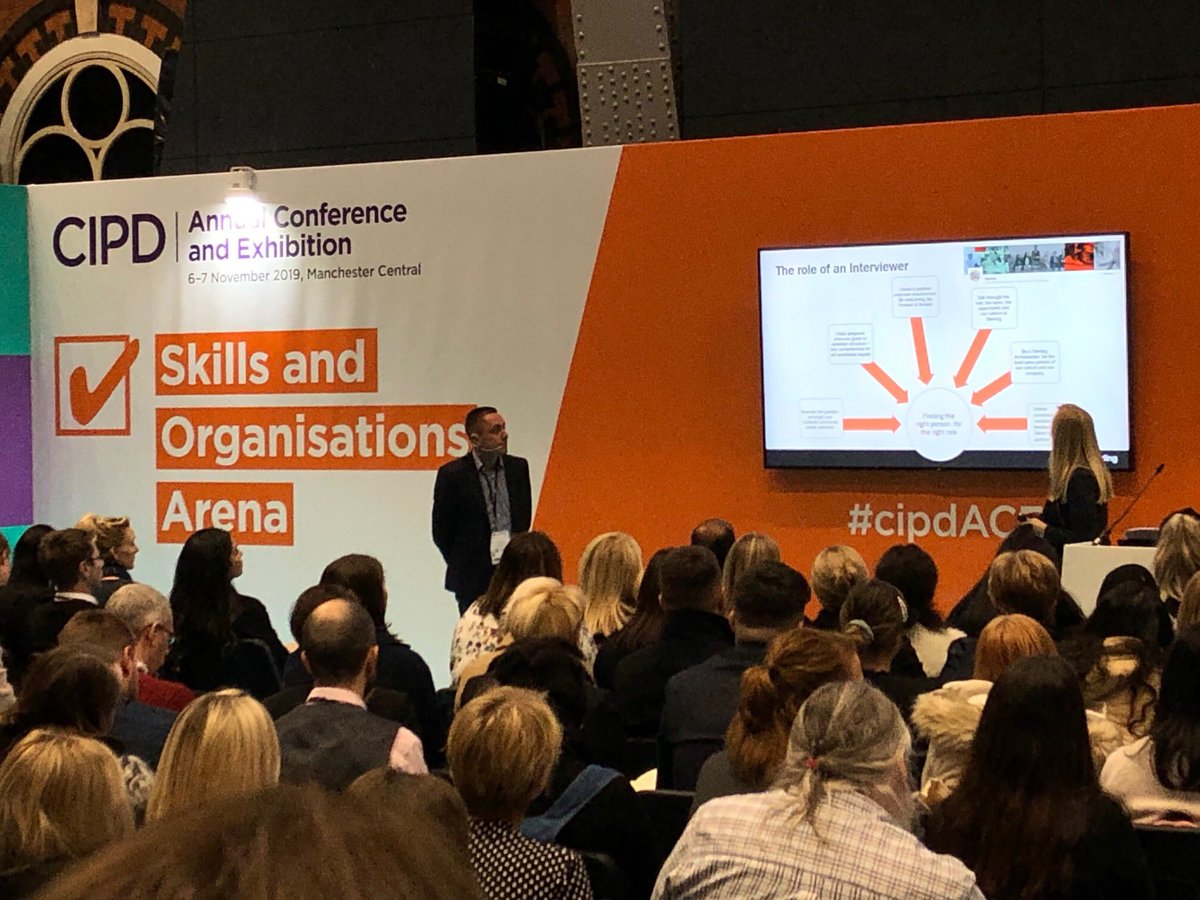 sterlingcheck's tweet image. Full crowd at our “The Perfect #Recruitment Journey: from Value Proposition to Candidate Selection” session today at #cipdACE! 

We will be at stand C112 today and tomorrow - stop by! @CIPD_Events #backgroundscreening