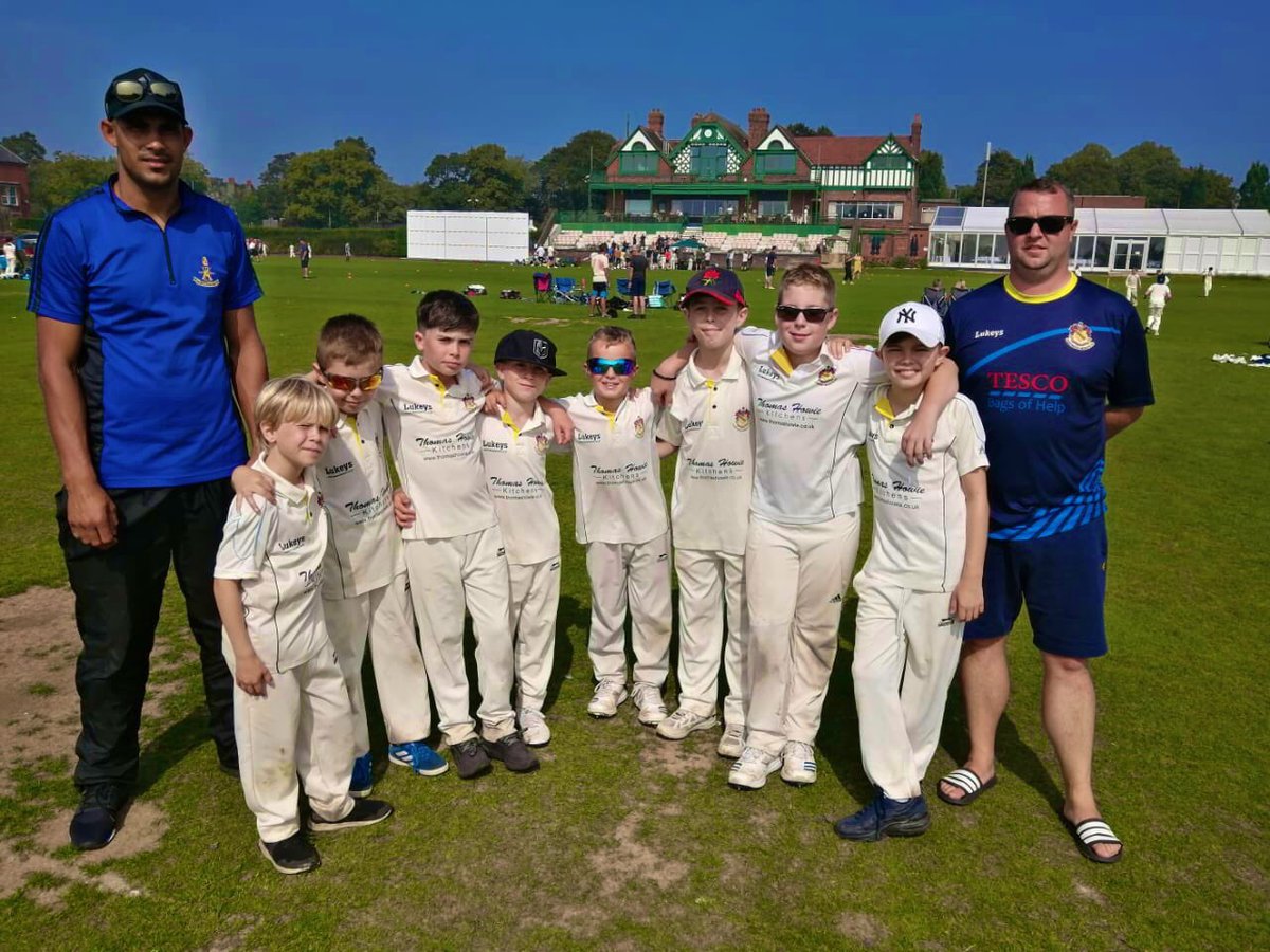 fhcricketclub's tweet photo. A big welcome to Bells Healthcare - a new sponsorship name on the 2020 playing shirts.

Bells are particular keen to support the growing junior section at the club. 

Hope you enjoy being involved with @fhcricketclub and thanks to the social club for the introduction. https://t.co/PwB1ZuAIEn