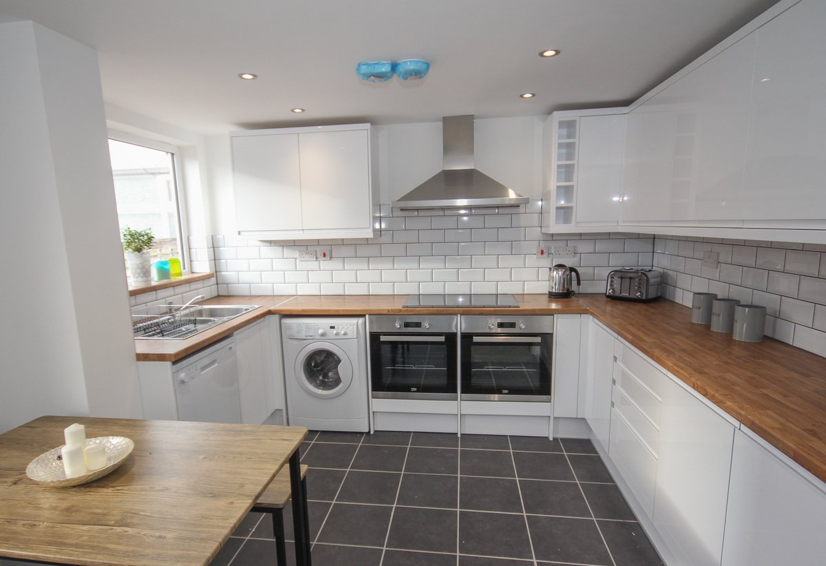 Calling all #UEA students. Register with us today to secure the best accommodation for the 2020/21 academic year. <a href="/uniofeastanglia/">UEA</a> @UnionUEA