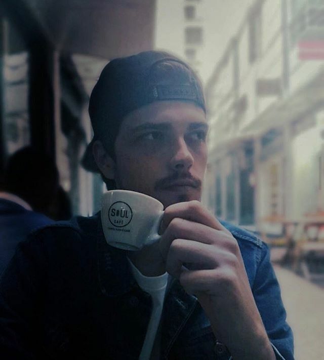 D____GoodCoffee's tweet photo. A plenitude de quem começa o dia tomando um bom café!
〰️
📸 @bompraborra / ☕️ @soulcafesp /  #drinkgoodcoffee https://t.co/vD7oWFdQdP https://t.co/eNontasjNV