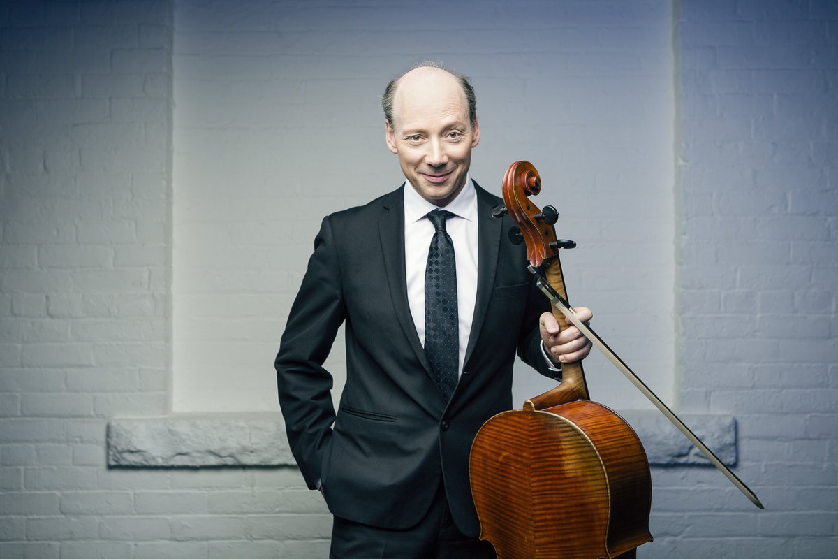 StulbergComp's tweet photo. Greensmith and Lee and Lin - oh my! Apply by February 1 for the chance to perform for this illustrious panel at the 45th Stulberg Competition. Details at https://t.co/doW4EfTqVX. https://t.co/4MvCxepZpT
