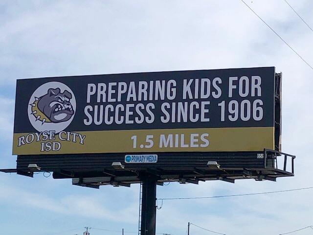 PrimaryMedia's tweet photo. Lookin cool @RoyseCityISD π
#RoyceCity #OOH #RoyceCityISD #Cool #PrimaryMedia https://t.co/3p6uT0myb4