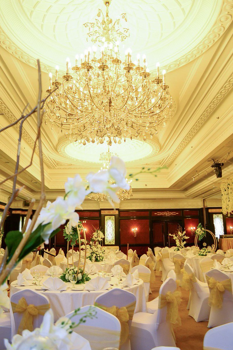 Helnan_landmark's tweet photo. Seeing details come to life on every #wedding day is the best. Let us be part of your planning &amp; Book your wedding Now.
For More info kindly call 01220011661-01220011663 #decoration #lighing #weddingday #helnanlandmark https://t.co/VHf73Uzdr3