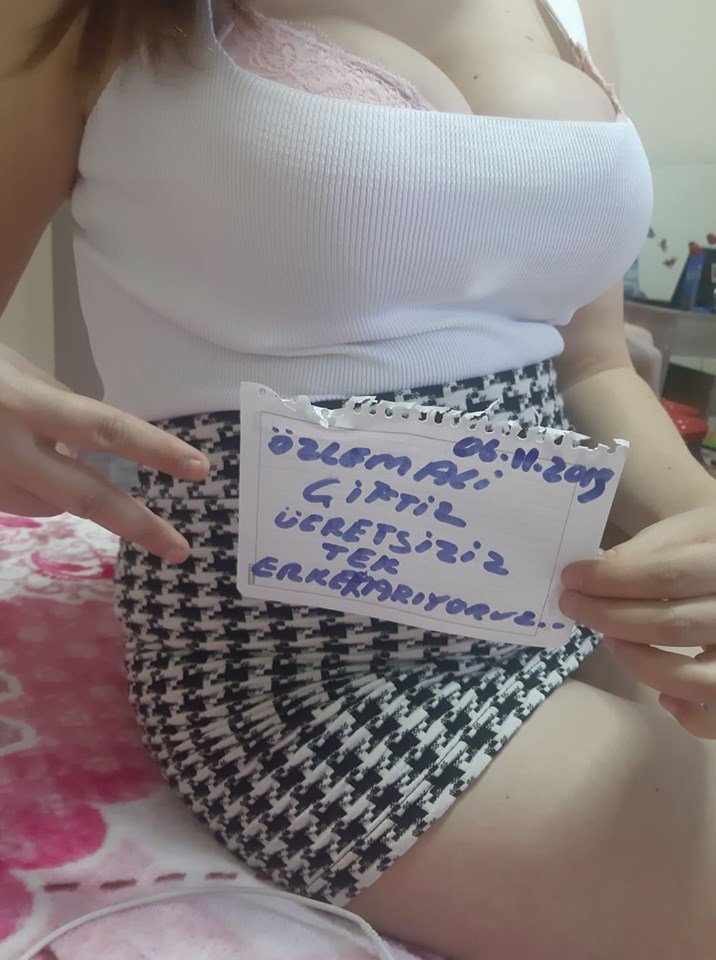 tek erkek arayışımız herhangi bir maddi çıkara dayanmamaktadır. Sadece bizimle zaman geçirerek  olan bireylerin bize dönüş yapmasını bekliyoruz. Paylaşımlarımızı RT yapmakda  olan  beylere kısa süre içerisinde dönüş yapacağımızdan emin olabilirsiniz.