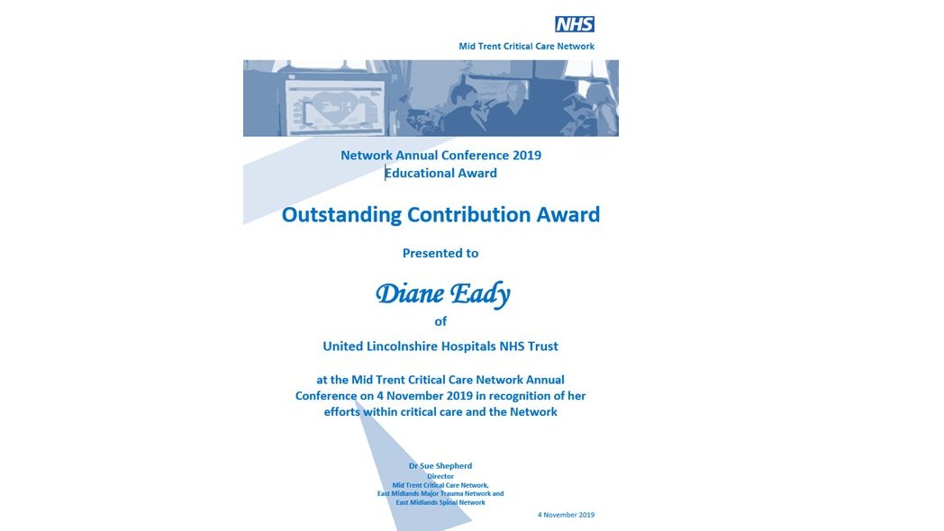 EastMidlandsCCN's tweet photo. #MTCCNConf2019 presentation of our Network Outstanding Contribution to Critical Care Award - to our very worth winner, Di Eady @ULHT_News @ulht, huge congratulations Di https://t.co/Wl2D1089cN