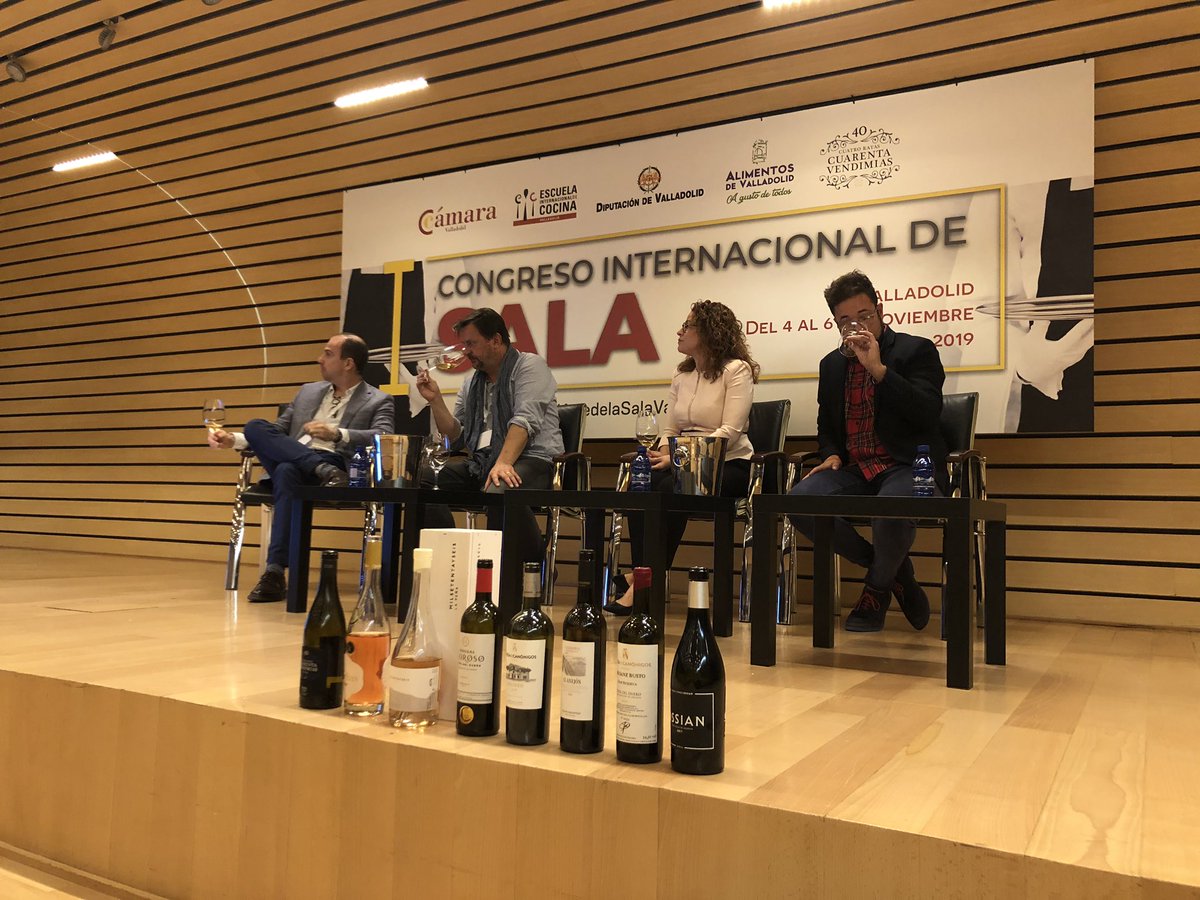 congreso_sala's tweet photo. Pasamos al verdejo de Segovia de @OssianVinos 

#MasterofWineValladolid https://t.co/2Z18sWMwcY