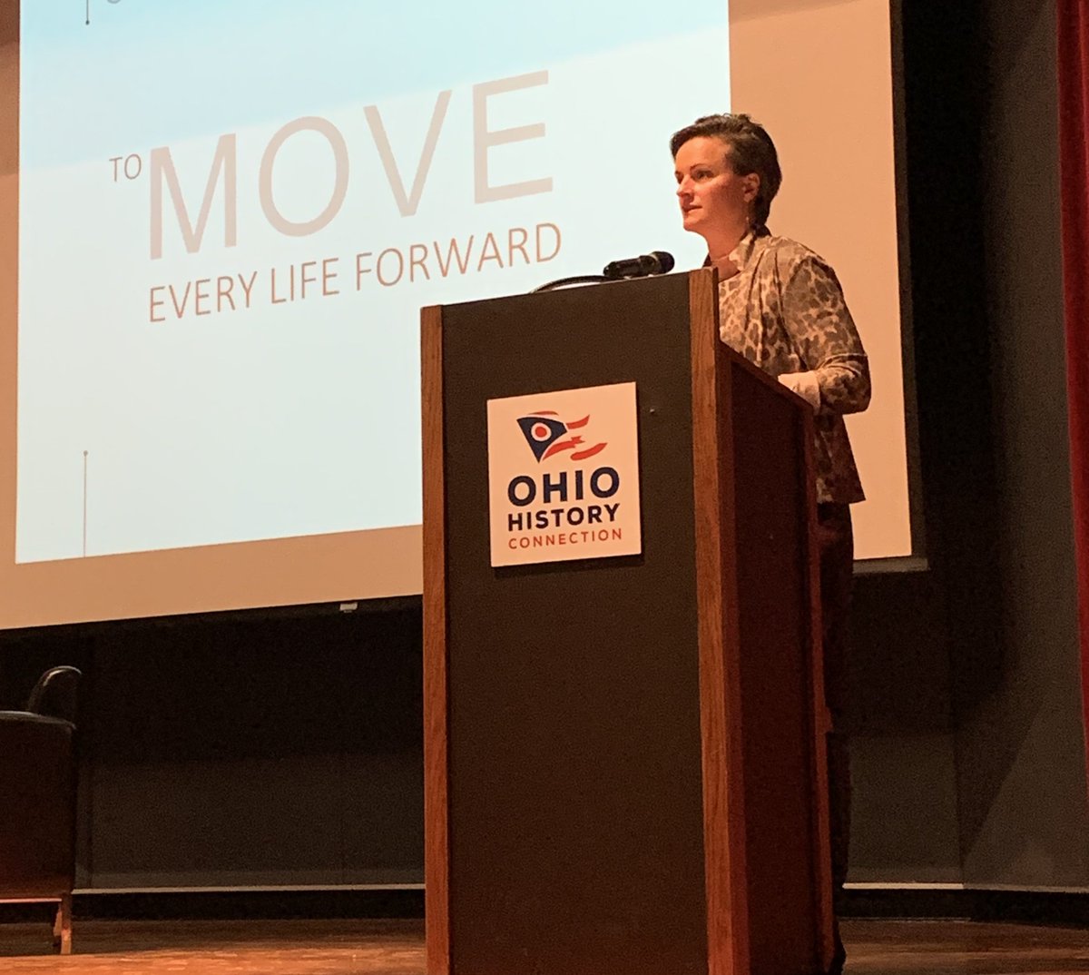 COTABus's tweet photo. COTA President/CEO @joanna5317 is kicking off the Lead HR conference this morning with some insight into our plans to Move Every Life Forward, inside and outside our organization. #LeadHR https://t.co/c89EVdtKAq