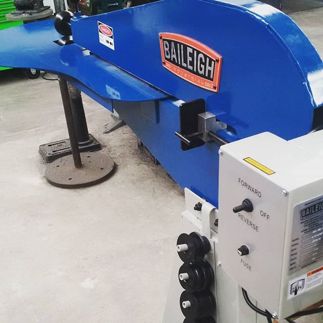 Baileigh_UK's tweet photo. View and read about our Metalworking products here https://t.co/LTFtoDXE6K
Request our latest catalogue here...https://t.co/pVm5kogzQP
#TubeBender #PipeBender #Bandsaws #Coldsaws #PillarDrills #SheetMetalFolders #Lathes #Grinders #Presses #Weldng #PlateRolls #MillingMachines https://t.co/IXdcE8piAn