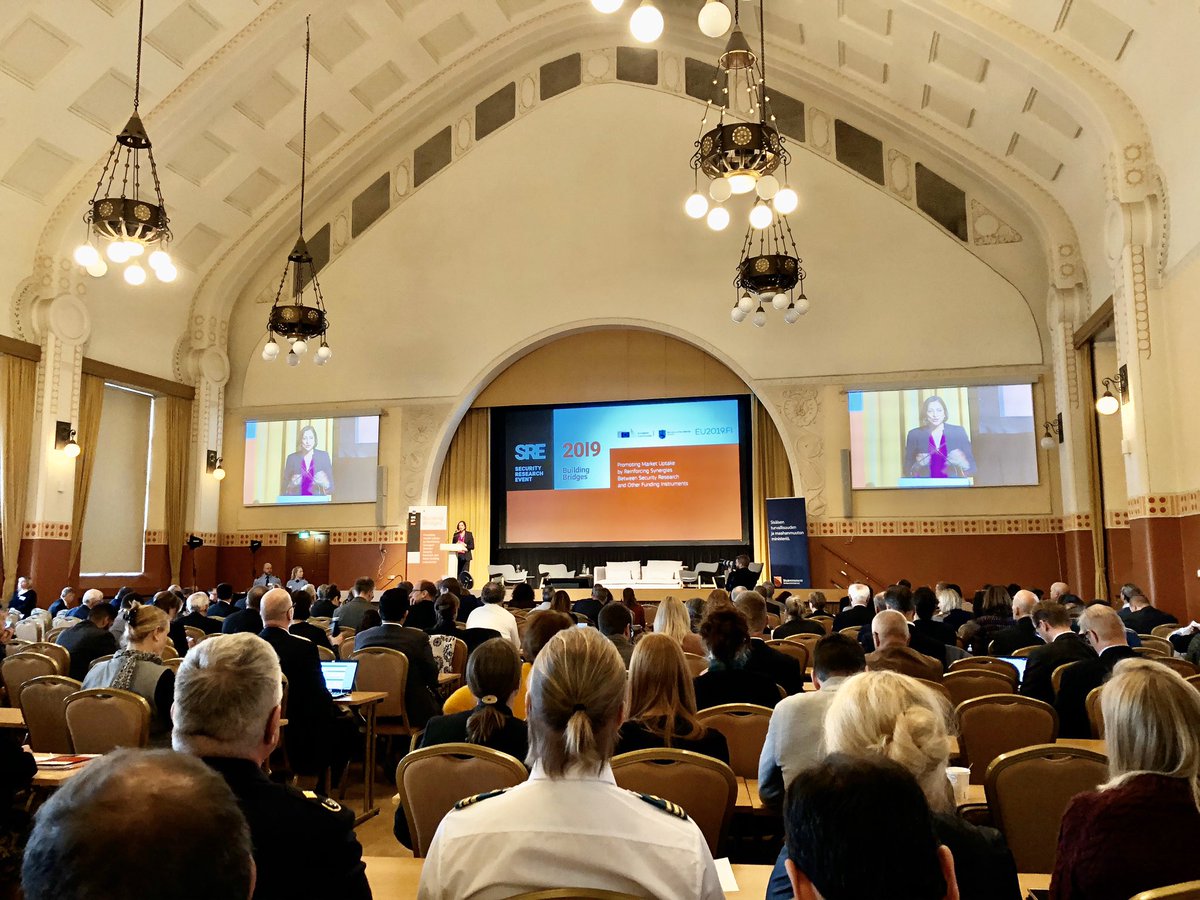 bbakereck's tweet photo. This years topics at the SRE include terrorism, border security and artificial intelligence; researchers, first responders and political institutions all represented. @TensorEU #sre2019 #terrorismresearch https://t.co/Io9GbrQJmT
