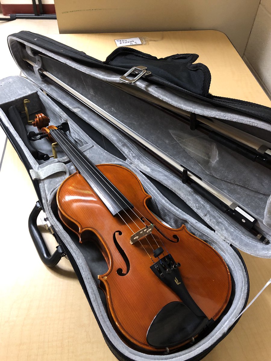 Thank you to alumni <a href="/eokoca/">Ekim</a> and family for donating your violin to the <a href="/AthensOrch/">Athens Orchestras</a> program. It will benefit many students for years to come! #PayItForward