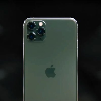 iphone11promax's tweet photo. #NewProfilePic https://t.co/OVnmWe27W7