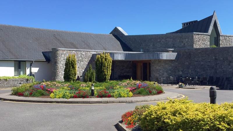 Golden Ireland tweet media