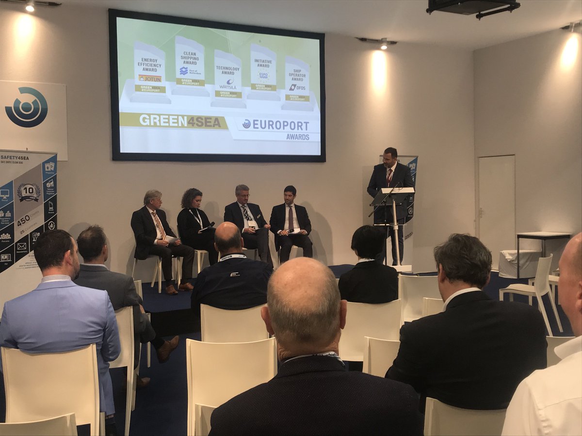 GREEN4SEA #Europort 2019 Awards Winners:
#EnergyEfficiency: #Jotun
#CleanShipping: <a href="/PortOfRotterdam/">Port of Rotterdam Authority</a>
Technology: <a href="/wartsilacorp/">Wärtsilä Corporation</a> 
Ship Operator: @DFDSGroup 
Initiative: <a href="/ESPOSecretariat/">ESPO Secretariat</a> 
Pictured at the panel discussion on environmental issues for #maritime industry

 #greenshipping