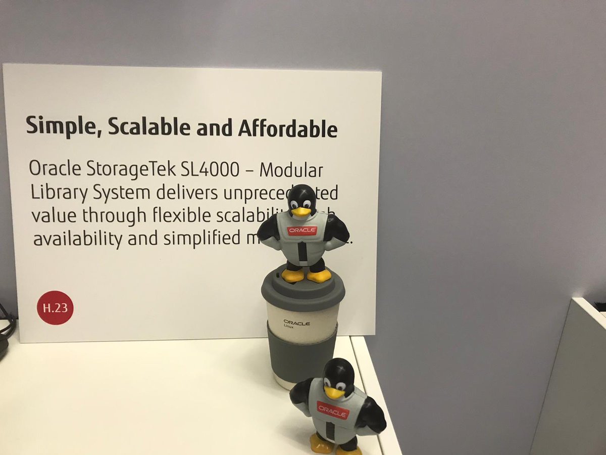 SilviaHurnaus's tweet photo. #FujitsuForum ... @Oracle_DE team & friends is ready and waiting for you to get insights into #storage and co! #systems #hardware #storagetek #linux #oraclefujitsu #cloud https://t.co/M8ClXQK2Yt