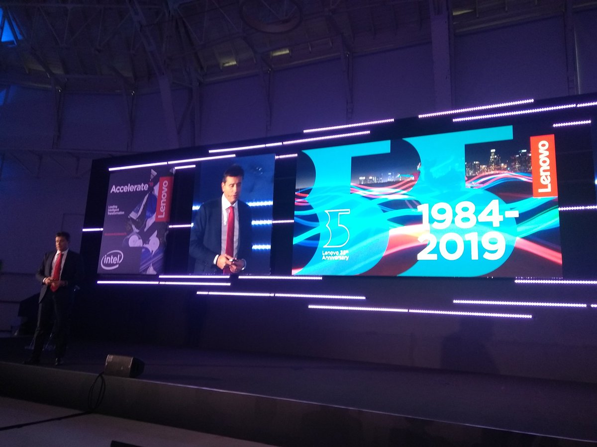 ManuelaLavezzar's tweet photo. 35 Anniversary for @Lenovo
#lenovoaccelerate19 Roadshow.
With 580 people attending today. The best way to make a toast. https://t.co/t6uiUE1UlS