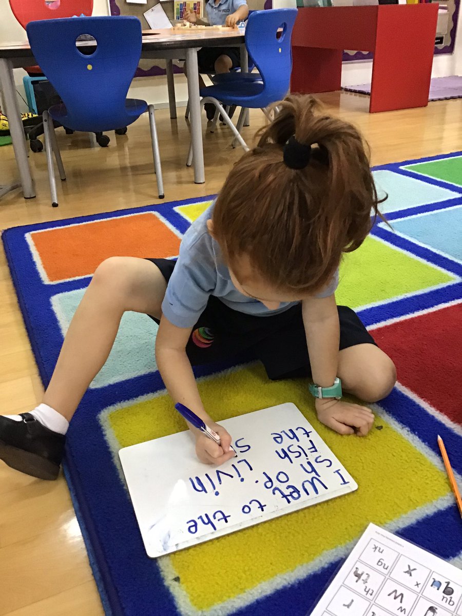 It’s only Term 1.2 and our FS2 children are already onto digraphs. Go FS2! 👏🏼 #standingout #schoolofchoice #everyonecounts #everyonecontributes #everyonesucceeds #eyfsteachers #britishschoolsindubai #hisdubai