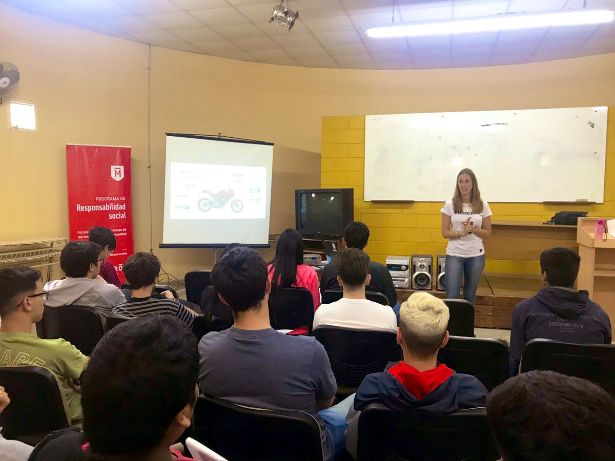 MoronProduccion's tweet photo. Junto a @hondaargentina estamos realizando una nueva Charla de Concientización y Manejo Seguro de Motocicletas en la Escuela Técnica N8 de Haedo 🏍

¡Continuamos capacitando a nuestros vecinos!  

@MoronGobierno #MorónProduce https://t.co/OFGHGRq7Sk
