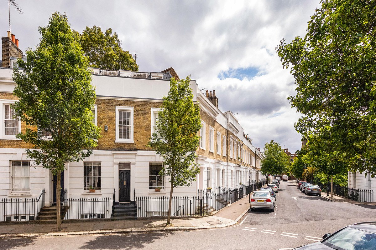 winkworthkenn's tweet photo. #PropertyOfTheWeek
3 Bed #DoubleFronted Period House
Gladstone Street #SE1
2 Bathrooms
2 Receptions
#Patio
#RoofTerrace
#ConservationArea
Elephant & Castle Station c. 0.4 miles
Waterloo Station c. 0.8 miles
#PropertyForSale #WinkworthWednesday
https://t.co/0Af7rjJuvU https://t.co/U5Jos14afE