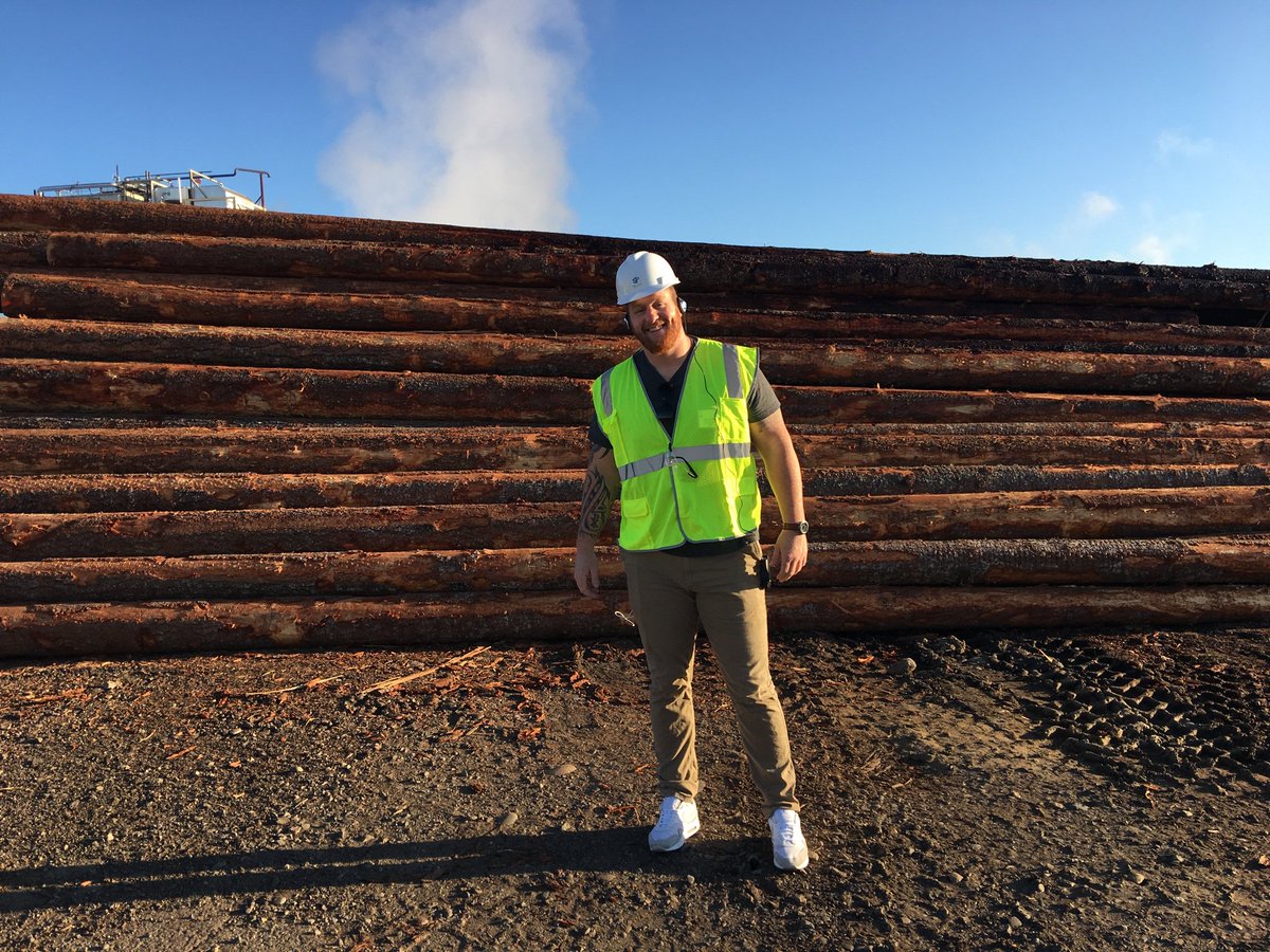 HGC_Designbuild's tweet image. Inspired by @gagilk73 and @HilaBeans22 visit with @SierraPacWindow and the commitment they’ve honored to pass on only the best possible product when it comes to providing state-of-the-art windows and doors. We can’t wait to get our windows to install in our #francesproject!