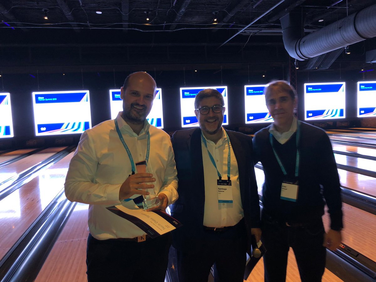 _Jac0b0's tweet photo. Come on! Tech Data Best Distributor South!
#ProudofmyTeam
#CiscoBlueWave
#CiscoPerformToTransform
#CiscoBridgesnotIslands
#CiscoMakeitHappen https://t.co/08WEWu2gd0