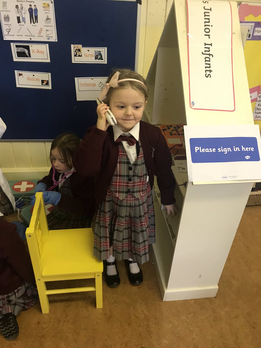 presterenure's tweet photo. Junior infants are learning all about the doctors surgery #Aistear #sociodramaticplay https://t.co/63UKWMZjEX