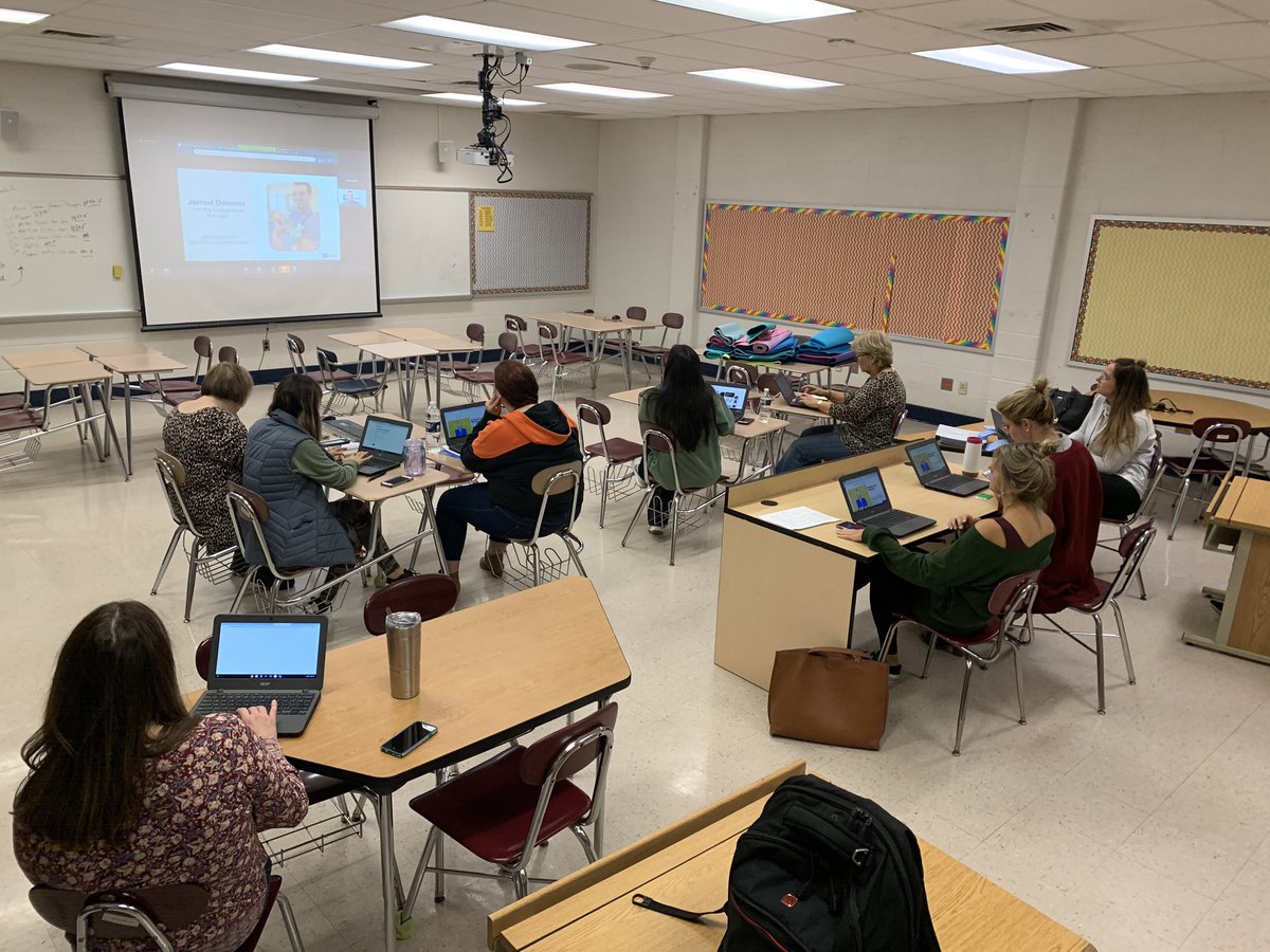 beanemiller's tweet image. NewselaPRO Webinar opens a world of informational text with primary sources, current events, and much more! Thank you @bowtie_tech! #newsela #leveledreading #informationaltext @HaddonSchools @HaddonfieldMS