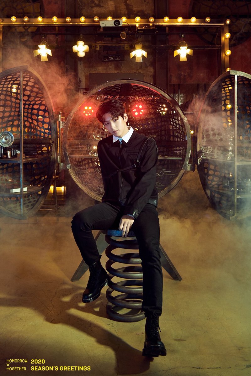 EIsjuy8UYAEnfev?format=jpg