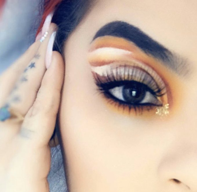 Cut the Crease 🔪 @wetnwildbeauty @JeffreeStar @MorpheBrushes #cutcrease #sunset #makeup #muas. @Maybelline<a class="tags" target="_blank" title="On Twitter" href="/?out=eyJ0eXAiOiJKV1QiLCJhbGciOiJIUzUxMiJ9.eyJpYXQiOjE3MjU1NDA2MTEsImlzcyI6InR3cG9ybnN0YXJzLmNvbSIsIm5iZiI6MTcyNTU0MDYxMSwiZXhwIjoxNzU3MDc2NjExLCJyZWRpcmVjdF91cmwiOiJodHRwczovL3R3aXR0ZXIuY29tL3dldG53aWxkYmVhdXR5In0.rJUTtERYNui4ORvhXPT9d_q1qlj8Kx8wr_l2seDfwig0MNxci1-oAyvGwEIqS2EcWRla5Y7HidLjnm-J2z-g6Q">@wetnwildbeauty</a><a class="tags" target="_blank" title="On Twitter" href="/?out=eyJ0eXAiOiJKV1QiLCJhbGciOiJIUzUxMiJ9.eyJpYXQiOjE3MjU1NDA2MTEsImlzcyI6InR3cG9ybnN0YXJzLmNvbSIsIm5iZiI6MTcyNTU0MDYxMSwiZXhwIjoxNzU3MDc2NjExLCJyZWRpcmVjdF91cmwiOiJodHRwczovL3R3aXR0ZXIuY29tL0plZmZyZWVTdGFyIn0.5HygYCe9N3_XmnPUCmpR6MzmxtRD1erWFqwcoSbmfu7BmS4KJzjl2XToAM4u-gPGnURwW5DToyb7ra9Dj1uyGg">@JeffreeStar</a><a href="/tag/makeup"class="tags"><span>#makeup</span></a><a href="/tag/sunset"class="tags"><span>#sunset</span></a><a href="/tag/muas"class="tags"><span>#muas</span></a><a href="/tag/cutcrease"class="tags"><span>#cutcrease</span></a>