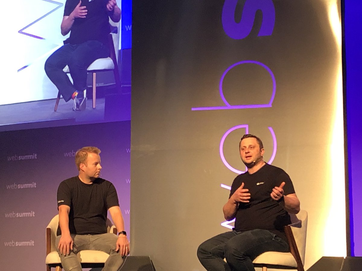 legal_pilot_'s tweet photo. Petit talk d’ @olesovhcom CEO @OVHcloud_FR au #WebSummit19 .  On aime bien le gars. Il porte une belle vision de l’entreprise.
Accessoirement nous sommes client d’ailleurs sur @legal_pilot_  ... On va tenter d’avoir une petite remise ;)
Many Thanks Octave ! https://t.co/xXfoRppyka