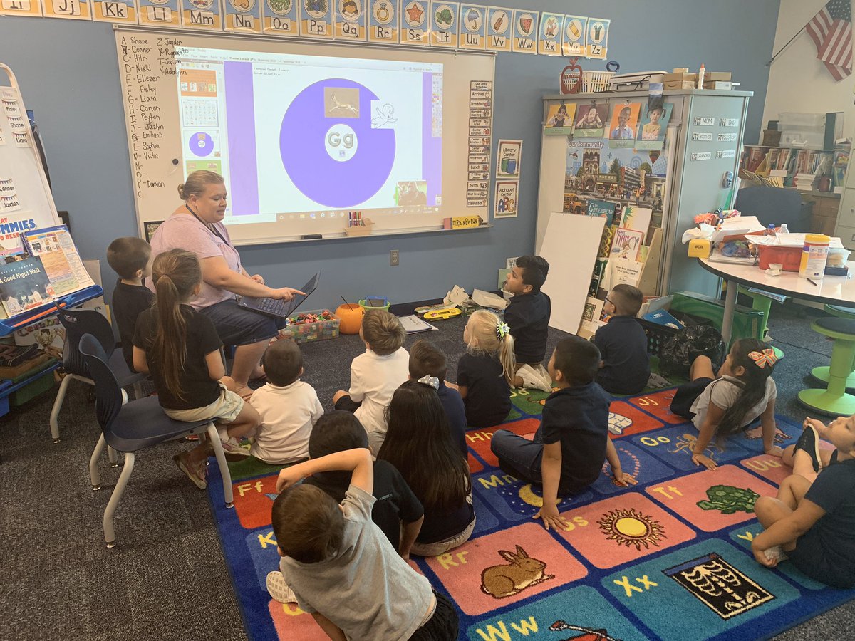 Circle maps in Mrs. Newton’s VPK class at Pierson. <a href="/PiersonVPK/">Brittany Bostic Newton</a> <a href="/KJHutcherson/">Kim Hutcherson</a> #vcsvpk