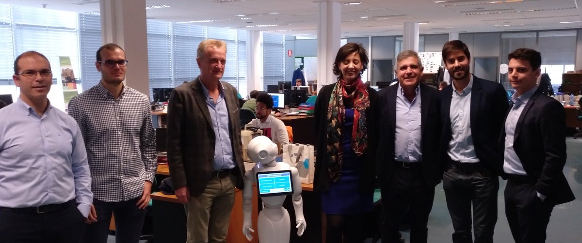 Hoy en <a href="/CARTIFCT/">CARTIF</a>  hemos recibido la visita de <a href="/alisys/">Alisys</a> y <a href="/SBREurope/">SoftBank Robotics Europe</a>, hablamos de nuevas ideas y desarrollos en Robótica Social, adaptadas a brindar servicios de valor, socio-sanitarios, a los mayores con <a href="/PepperTheRobot/">Pepper</a>. Muchas Gracias por vuestra visita!!! El futuro está cerca!!