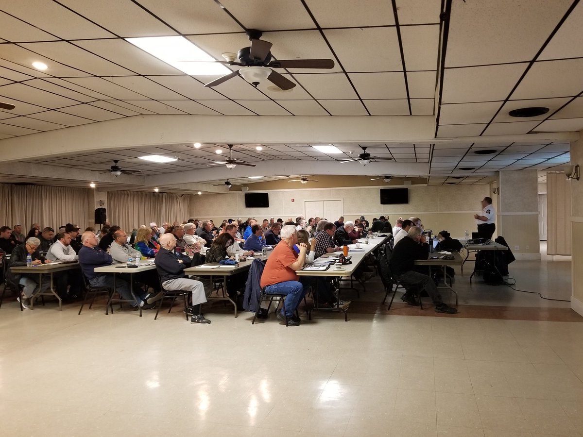 Inspector7515's tweet photo. Over 100 Code Officials learning about fire sprinklers this morning in Suffolk County, NY #boasc #IntlCodeCouncil https://t.co/Anhn2mUMIM