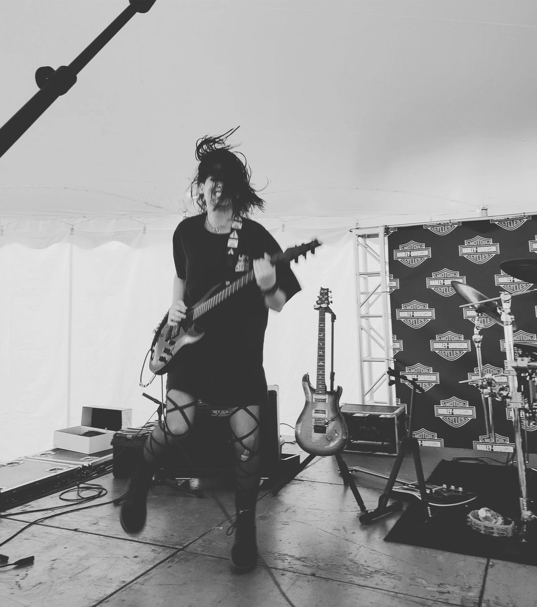 EMINENCE tweet media