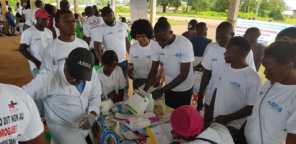 camyosfop's tweet photo. Free AIDS screening during the Caravan to end GBV/HIV AIDS while  commemorating the African Youth Day &amp; the World AIDS Day 1st Dec in Dimako. @jatojayn @MelissaJuisi_S @CPDEYouthAfrica @ngalimeug @unicefcameroon @CDC_HIVAIDS @UNjobs_HIVAIDS #LeaveNoOneBehind #NotoGBV #NotoHIV https://t.co/Ruk2T74JW7
