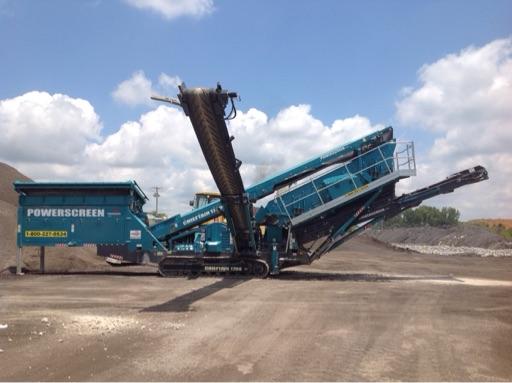 PowerscreenCS's tweet photo. Deal of the Week !! - Powerscreen Chieftain 1700 Track Screening Plant  https://t.co/MAi7d4swEn https://t.co/GokkHB9xEB